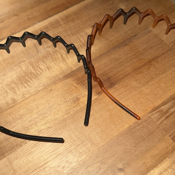 2 pack women’s zig zag headbands - Picture 4 of 4